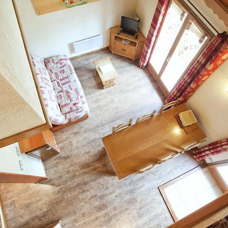 Chalet L'Aubepine Residence B&B เบส์ซองส์ ภายนอก รูปภาพ